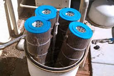 Cartridge Pool Filter Cleaning